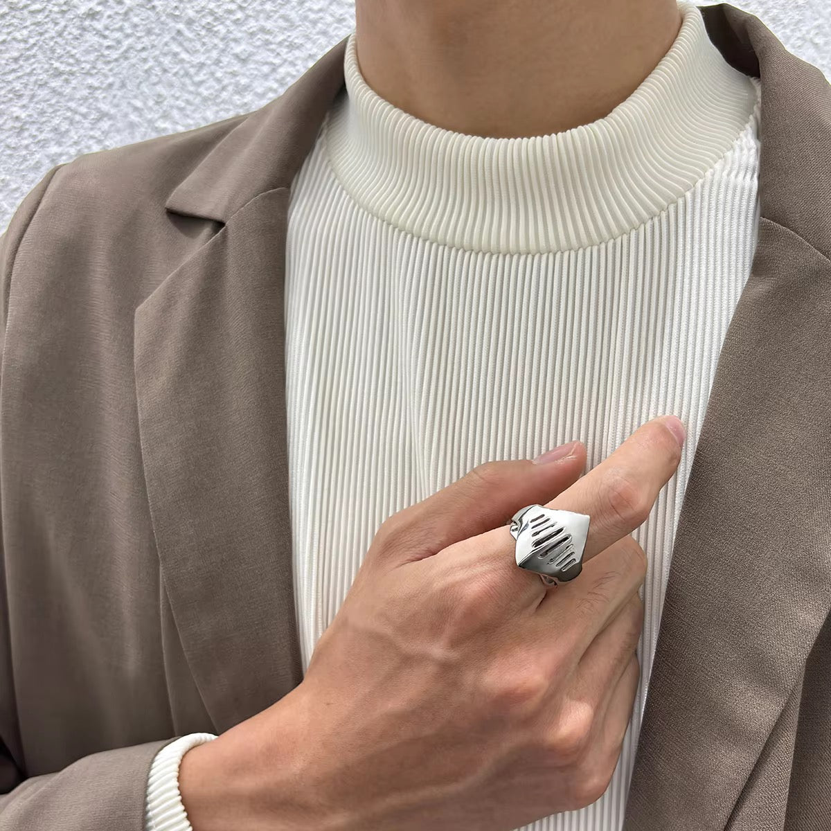 Knight Ring