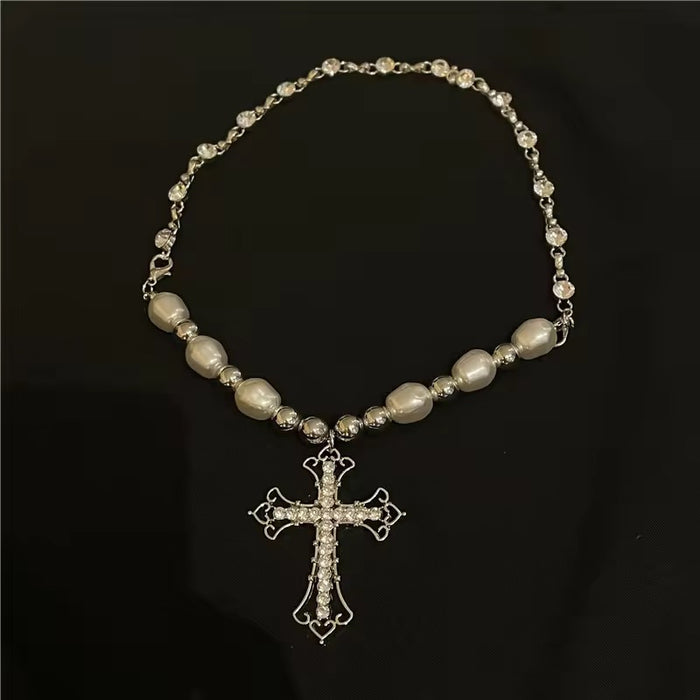 Belladonna Necklace