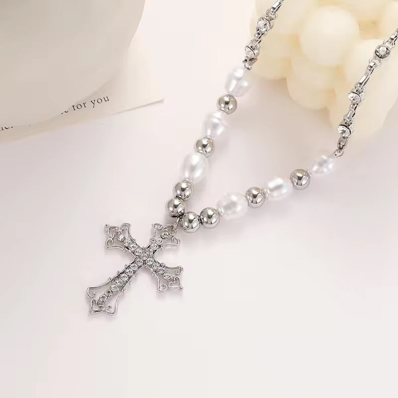 Belladonna Necklace