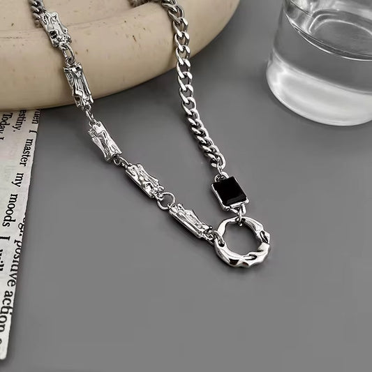 Oblivion Loop Necklace